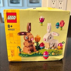 Lego Easter Bunnies 40523 Bunny 288 pieces Bunnies Flowers. New battered box